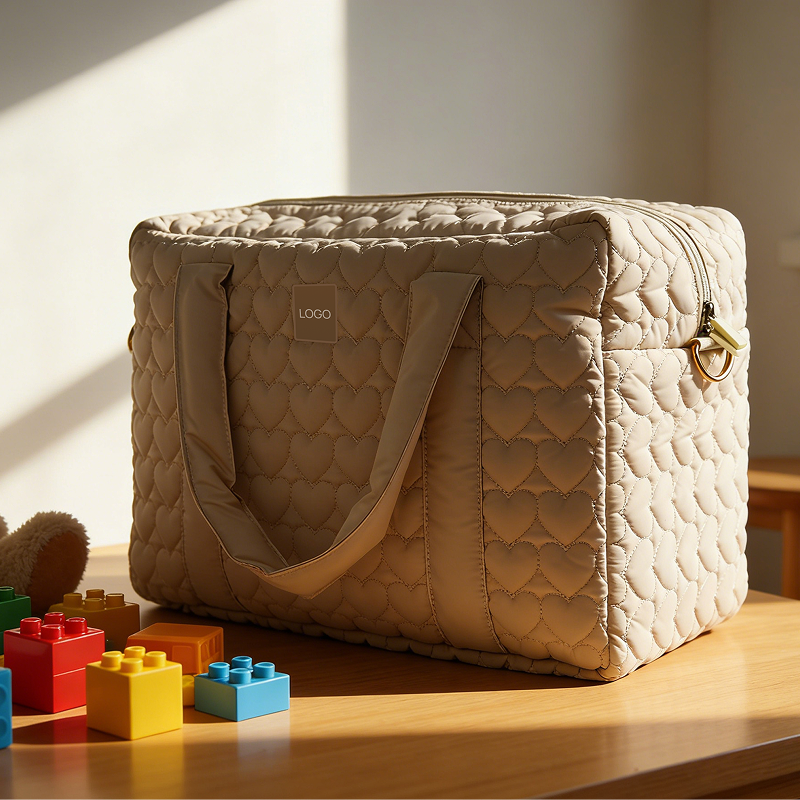 Heart Quilted Bag - Image 5